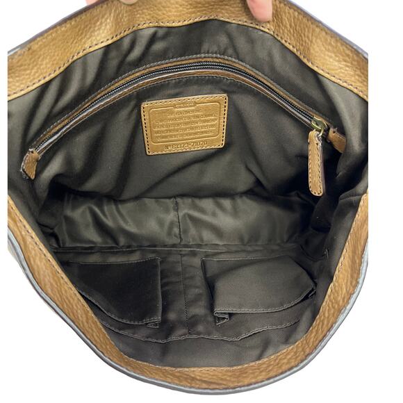 Coach G1373-71070 Legacy Pebbled Leather Messenger Bag Tan Crossbody - Picture 7 of 13